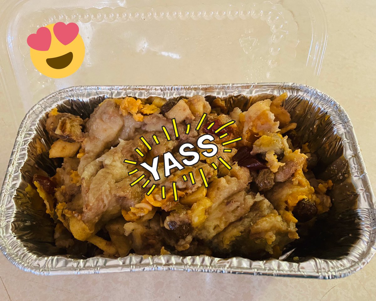 cyberxicana's tweet image. Day 6: Nobody brought donuts. But  Hey, @moyaphx...  #capirotada... yes! @PhxTiaRosie for the win!!  Thanks Mom! 👸🏻 Thanks @alician10275582 for the offer to gift me some too!  #workfromhomechallenge