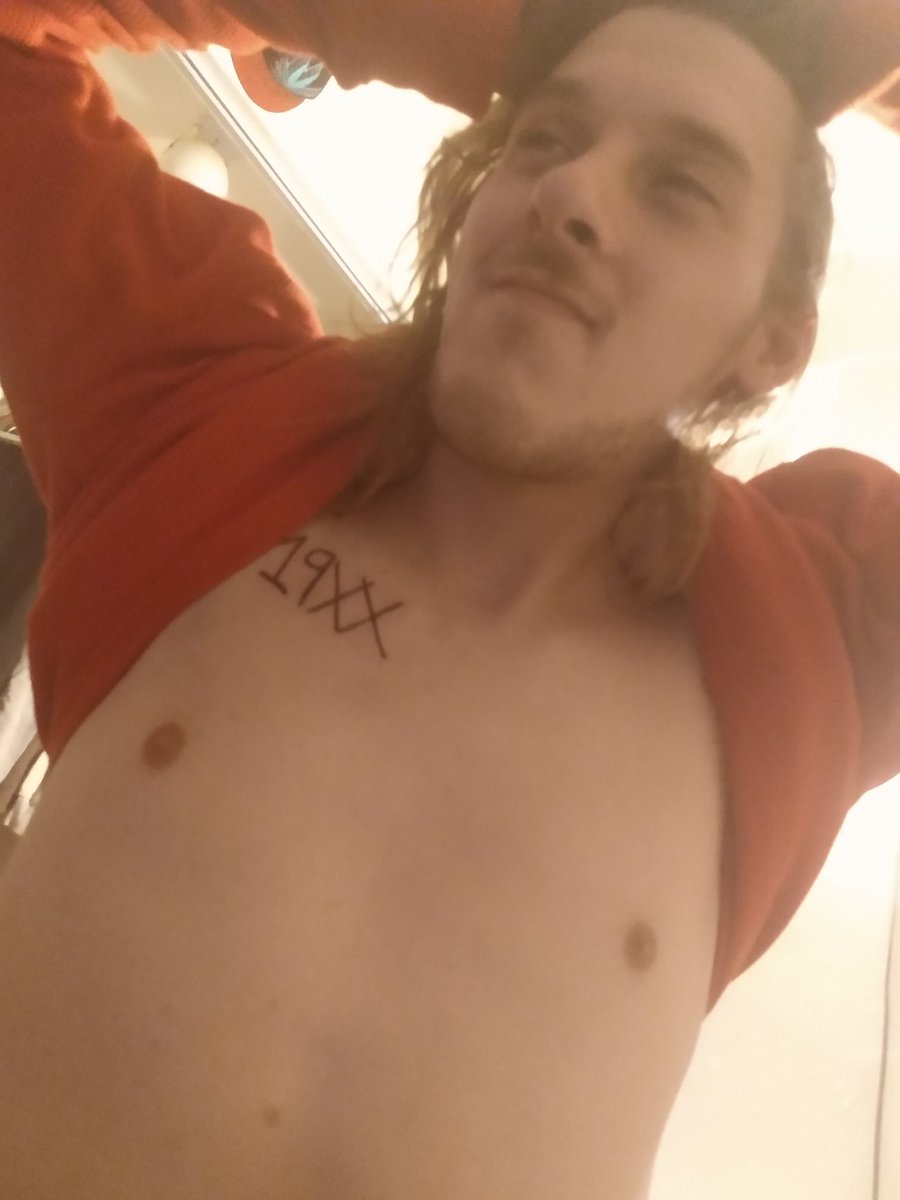 StJaxon1's tweet photo. Who's gonna entertain me?
#cashmaster #cashfag #alpha #footdom #alphashoes #jock #straight #findom https://t.co/Bj55MyqsxC