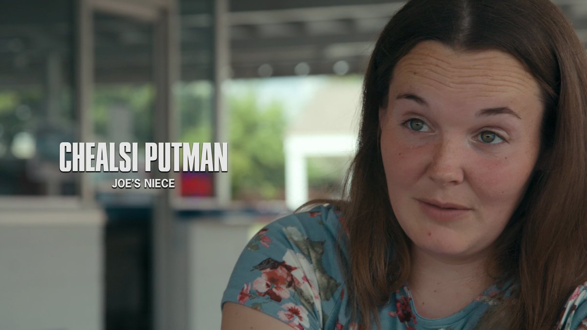 JarettSays's tweet image. #TigerKing is about illegal animal farms, drug smuggling, organized crime, and a murder for hire plot but the craziest thing in the whole doc is this spelling of "Chelsea"