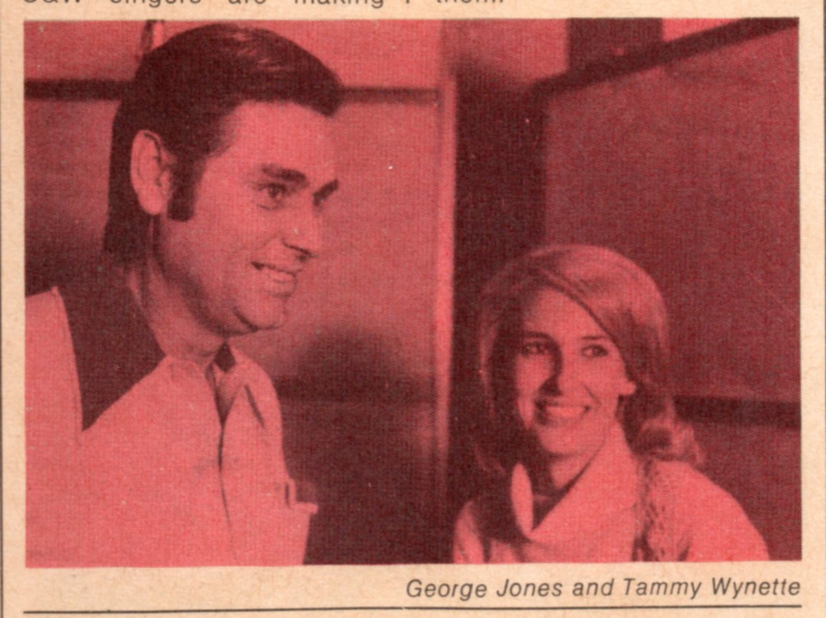 MadMax1861's tweet photo. #Article and #photo on the #AlbumSleeve of the #GeorgeJonesAndTammyWynette #1973Album #LetsBuildAWorldTogether #GeorgeJones #TammyWynette #GeorgeAndTammy #CountryDuets #FavoriteSingers #FavoriteCountrySingers #CountryMusicHallOfFame #FirstLadyOfCountryMusic #FirstLadyofCountry https://t.co/zMMoqUL3Qz