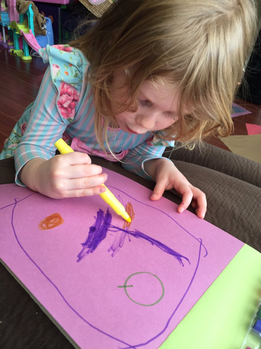 ShwettyPhysio's tweet image. Keeping my toddler busy, week 1. #baking #colouring #makingsoap #walks #playdoh #familytime #COVIDー19