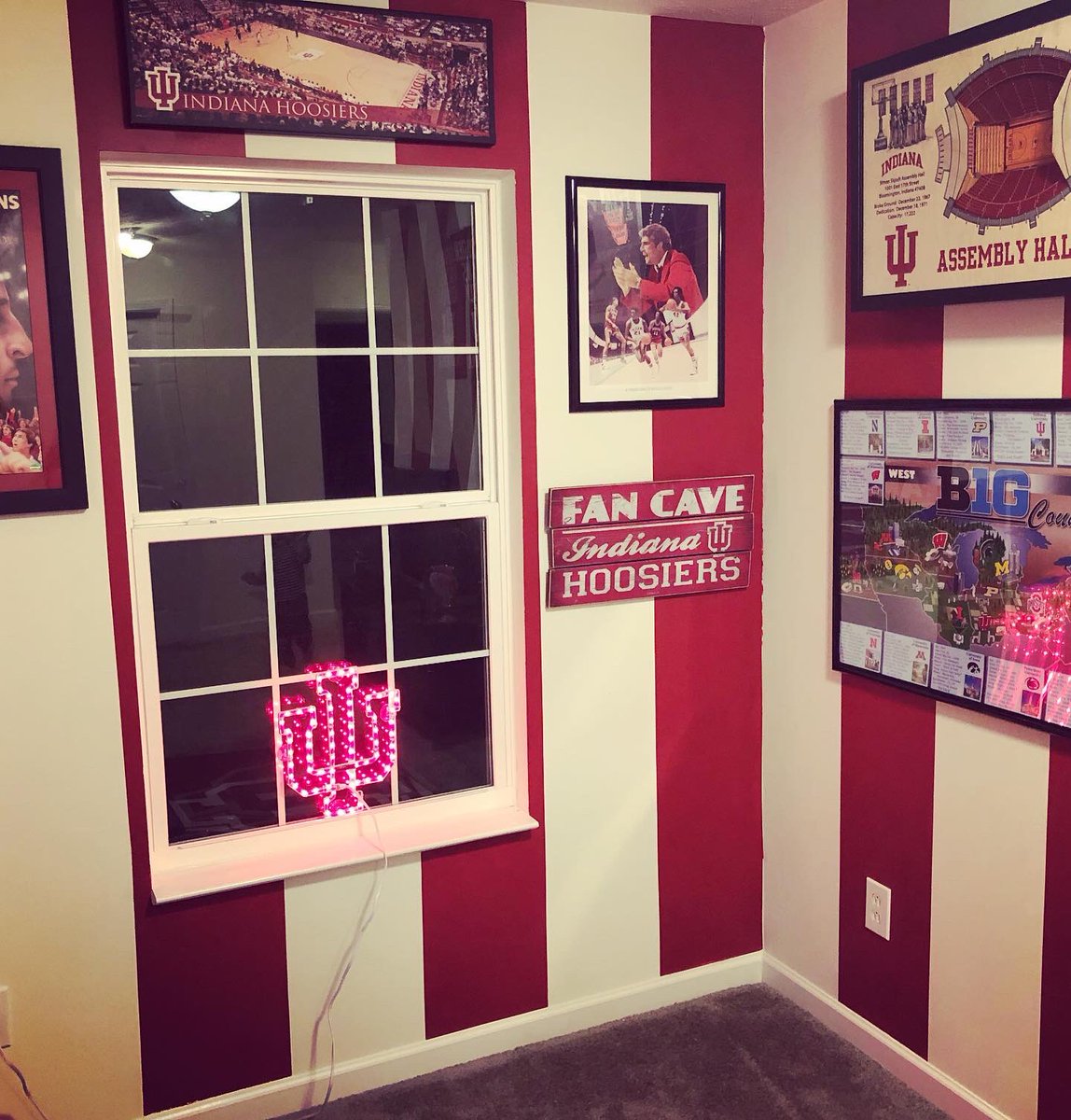 Hoosier_guy26's tweet photo. I’ve been working on our IU loft upstairs during this quarantine... It’s coming along so far! #iubb #hoosiers @IUHoosiers @IndianaMBB https://t.co/Sr25slxx4N