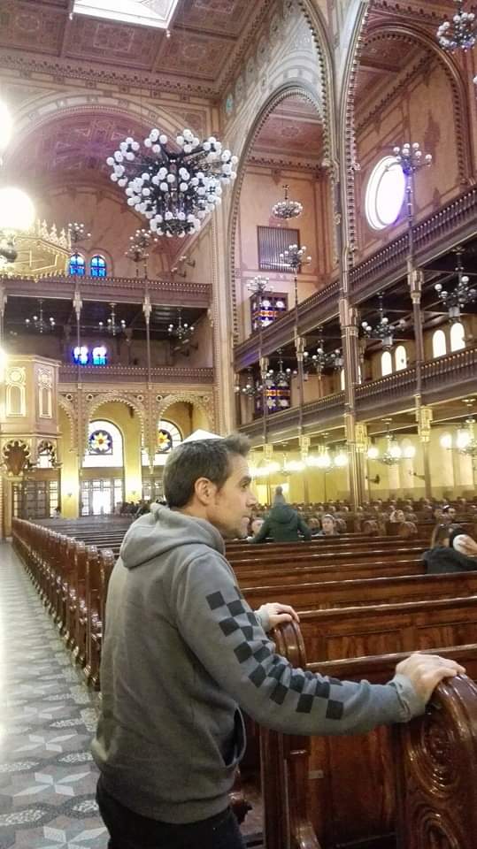 j_arconada's tweet image. ¿Sabías que la sinagoga de #Budapest es la segunda más grande del mundo tras la de NYC? #RecuerdosViajeros #SS2016