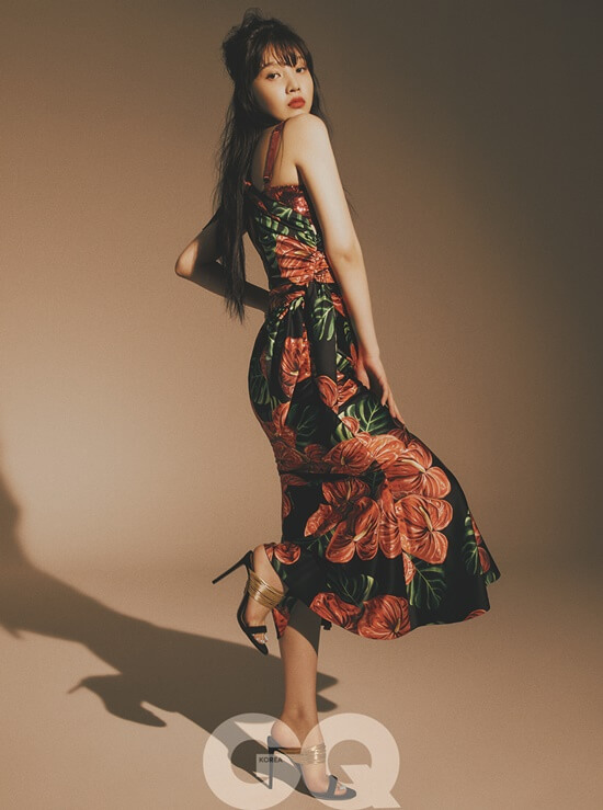 theseoulstory's tweet photo. 📸 Red Velvet Joy is getting more and more beautiful these days~ Here are photos of her for GQ Korea ❤️ @RVsmtown

Source: https://t.co/W4T0ZVBC0s https://t.co/VFPpvAIJ6I