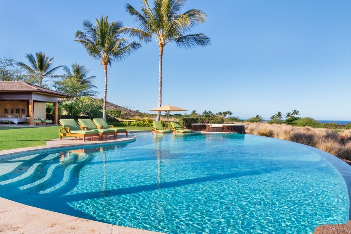 MaunaKeaRealty's tweet photo. Who's up for a swim? 🏊🏻‍♂️

https://t.co/FRGVkbWDjA

#hawaii #bigisland #maunakearealty #kohala #waimea #pool #listing #forsale #paradise #tropical #island #realestate #lifestyle #millionaire https://t.co/Fch2ro1SHr