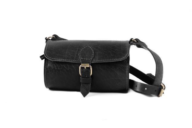 IsmadLondon's tweet photo. On-Sale Product! https://t.co/vSZLODQ2eb #handbags #fashionblogger #designer https://t.co/w5KcCtAk1X