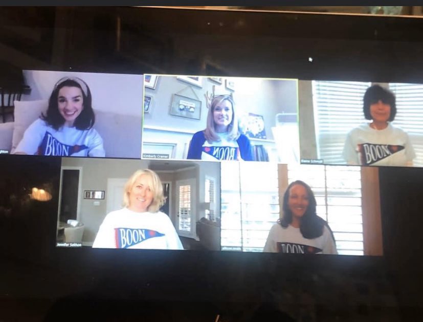 BoonPatriots's tweet photo. 3rd Grade Teachers showed off their Boon Pride during their Zoom Team Meeting today!! #boonpatriots #allenisdathome https://t.co/6kqPKxumZQ