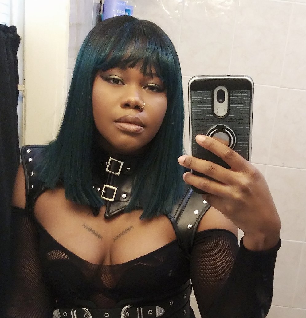 babykitty18's tweet image. Hello hi yes it's my face #tellmeimpretty