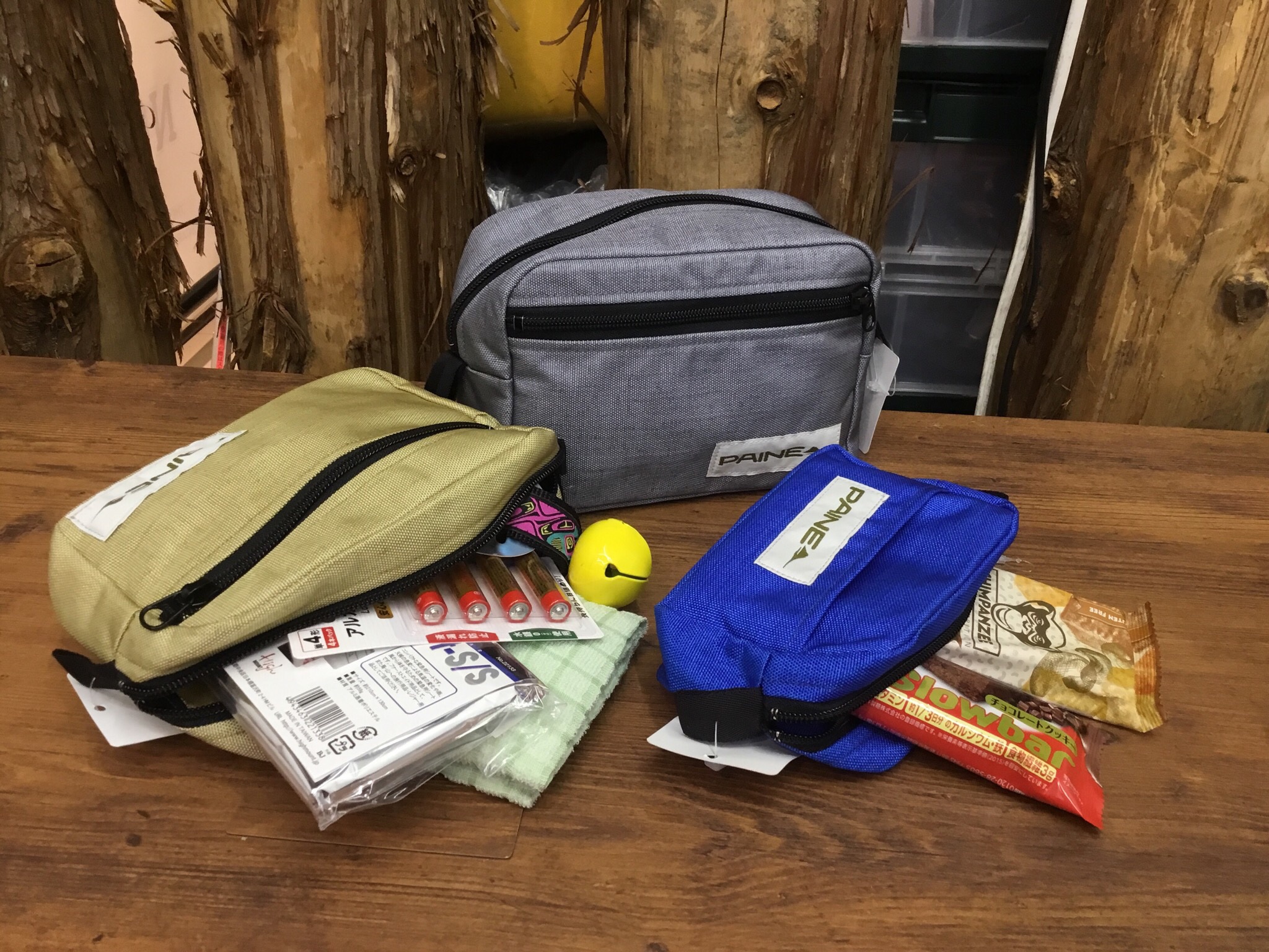 石井スポーツ公式 登山 アウトドア 新宿東口ビックロ店 ザック担当の的場です 石井スポーツオリジナルブランド パイネ の ベルトポーチ のご紹介 小物入れとしても使えるし 別売りのベルトを付けるとショルダーポーチにもなります S M Lの3