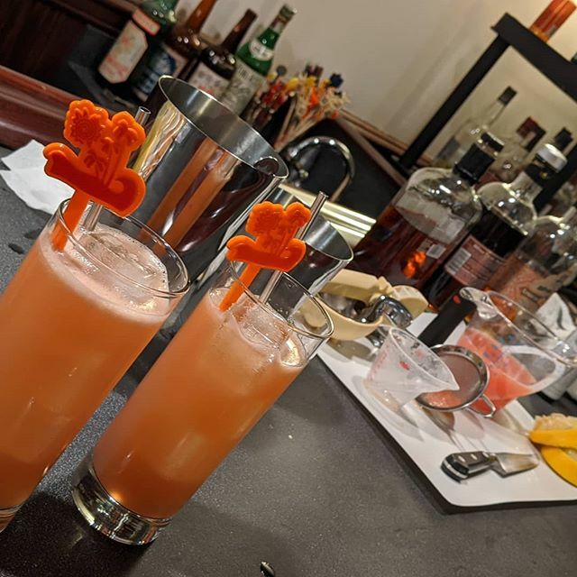 Better_Cocktail's tweet photo. Whipped up a little tikiesque drink tonight. Bourbon, grapefruit, lemon, apricot liqueur, allspice dram, Angostura.

A blast from the past swizzle stick.

#homebar #homebartender #cocktails #craftcocktails #tiki #swizzlestick https://t.co/qQDviNxbCp https://t.co/lG5o5Iz59s