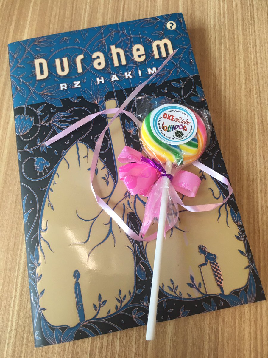 Terima kasih Maltha di Jakarta. Semoga buku Durahem bisa menemani hari-harimu di rumah. Wah aku malah nggak tahu kalau dapat bonus permen. Harus minta juga nih ke penerbit <a href="/pinggircom/">Pinggir</a> 😅