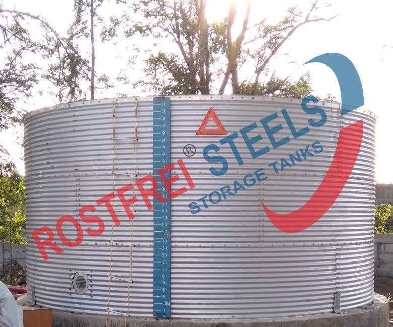 SteelRostfrei's tweet photo. Installation of Fire Water Storage Tank of capacity 104 Kl and Ht. 3.2 mtr is completed at our client's sites.
#Gujarat
Details:
๐https://t.co/4CMGKWsp20
โ๏ธ +91 11 46611000
๐ง gkalra@rostfreisteels.com
#RostfreiSteels #Rostfrei #WaterTank #FireWaterTank #water #watersolutions https://t.co/nJHdfliwGv