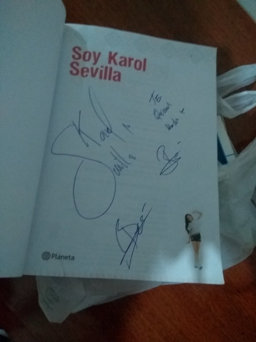 karolistos's tweet photo. Esto va a quedar para siempre https://t.co/r0JmNP0CFa