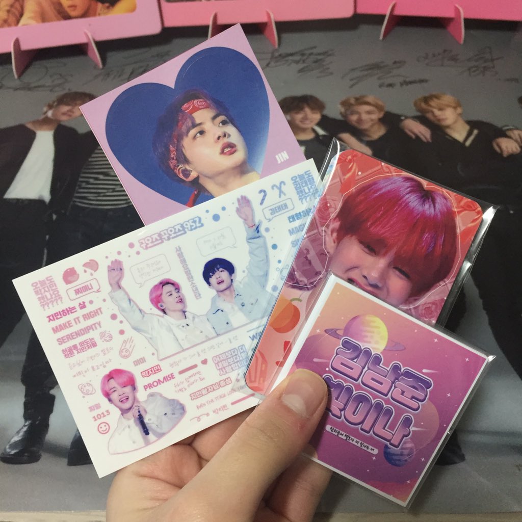JK_0901_0613_7's tweet photo. #공기의_선물_후기
너무 잘 받았어요 ㅠㅠㅠ 다 제가 너무 좋아하는 도안인데 정말정말 감사합니다 ㅠㅠㅠㅜㅠㅠ 💗💗 다시 한번 감사드리고 잘 쓰도록 할께요 !! https://t.co/FcZPZgk08O