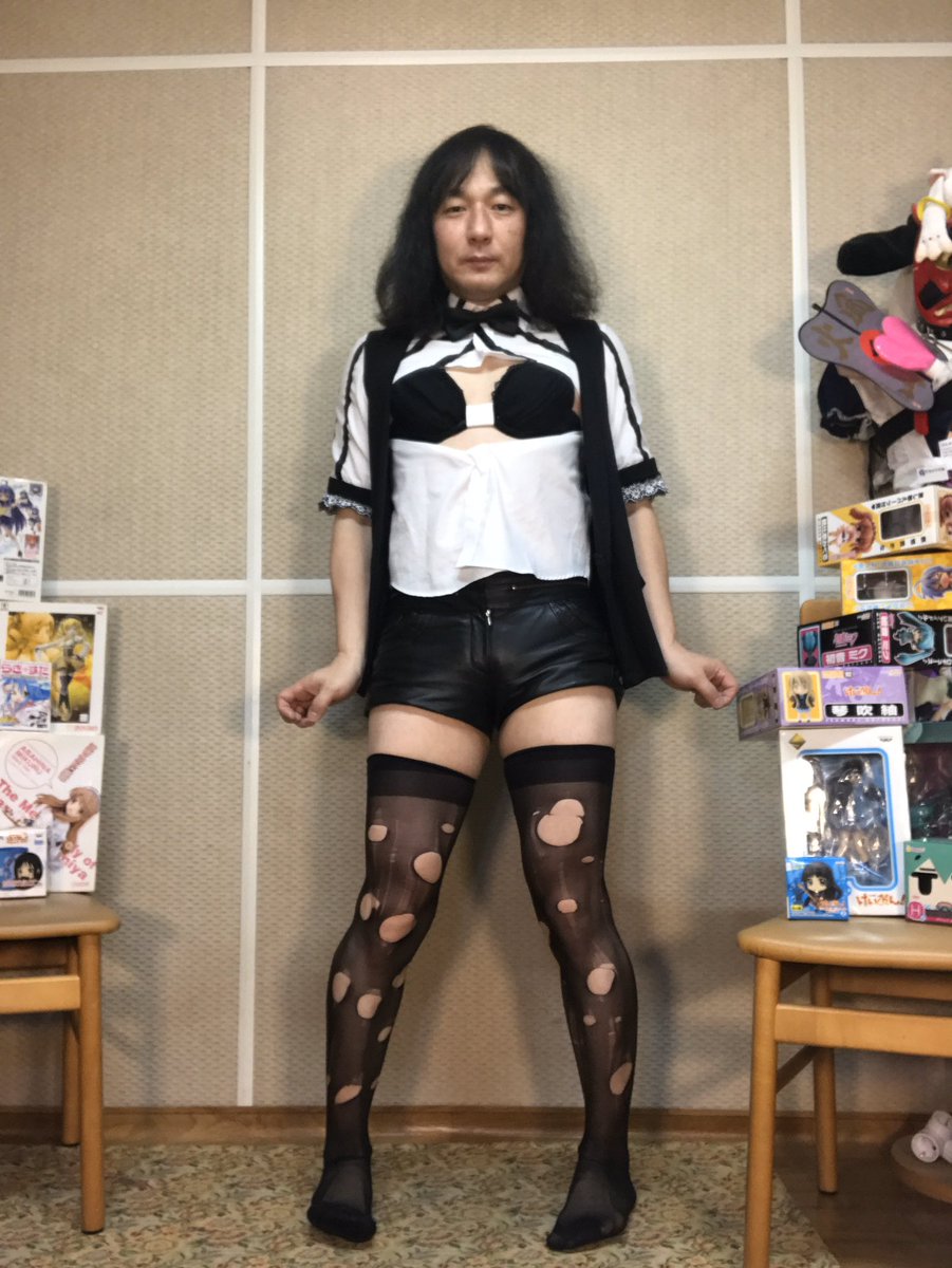 堀江晶太 Kemu速報 H J Freaks Kemu 美少女ベーシストとして人気のh J Freaksさんが Kemu Voxxの世界のキャラクター マキちゃんのコスプレを行っています 同氏は 敗北の少年 の演奏してみた動画をupする予定となっています 眼福 T Co