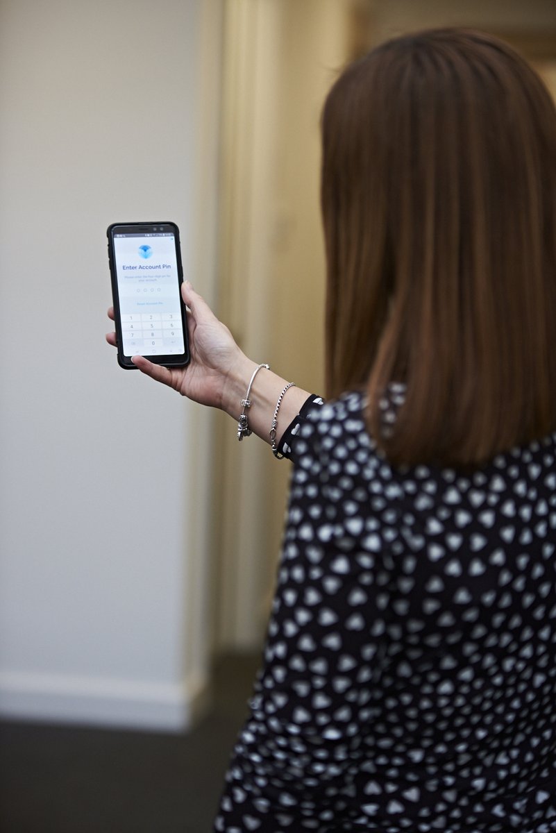 MartinBell1966's tweet photo. It's been a week since @gpandmeuk launched - for all clinicians, any setting inc #PrimaryCare. 

Thanks for the support &amp; welcome new customers 👍

For straight forward video consultations contact me @LynnMoffatEng @LittleLisaJ78 👍

#DigitalHealth #NHS #GPITF @NHSDigital @NHSX https://t.co/7Eq0wGhRKB