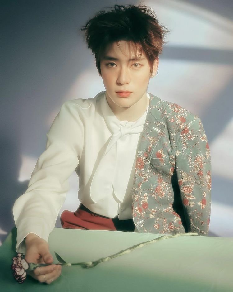* ( # 0000 ) 🕊

        𝓱ey guys im 𝓒𝒆́𝒍𝒆𝒔𝒕𝒆 img jaehyun 97 ‘ 𝓈🕴️. today i’m gonna do ˓  แลกฟอล - ตามทัก ˒ just 𝚛𝚎𝚝𝚠𝚎𝚎𝚝 this . 🏛 ᱸ ✧  

/ ยพท ลฟตท ᚐ