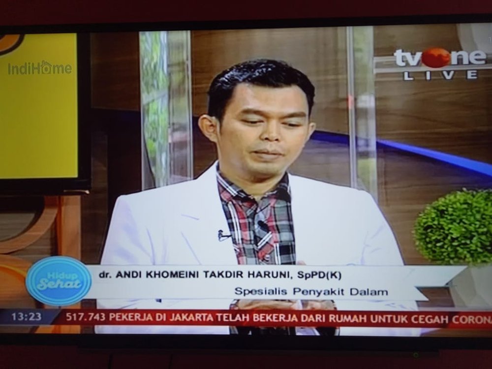 dr_koko28's tweet photo. Home. 

Tadinya tidak berniat aplot apa-apa. Tapi ketika pasien bilang, "Bagus koq dok yang tadi disampaikan. Kami bisa ngerti. Poin2nya dapet. Cuma waktunya singkat banget." 

Oke dah. Satu foto. https://t.co/P1nH2tIrjc