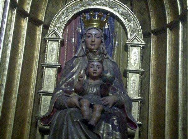 Virgen de Coromoto #VzlaOra🇻🇪🌹 tweet media