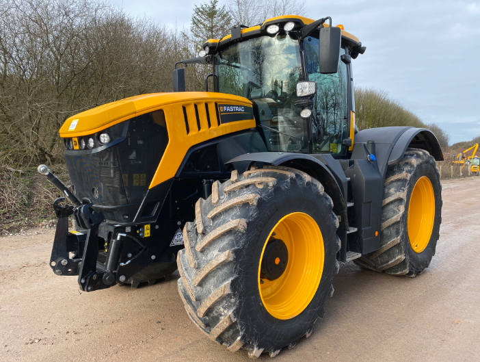 amsauctionsuk's tweet photo. ONLINE SALE DAY TODAY! JCB Auction Number 60 Live Online Auction Sale - To start at 9am prompt, Machines to be sold at 1pm! https://t.co/eVOCCqxwyo #JCB #JCBAuction #Machinery #VehicleAuction #Fastracs #Excavators https://t.co/OWpE1NnCTJ
