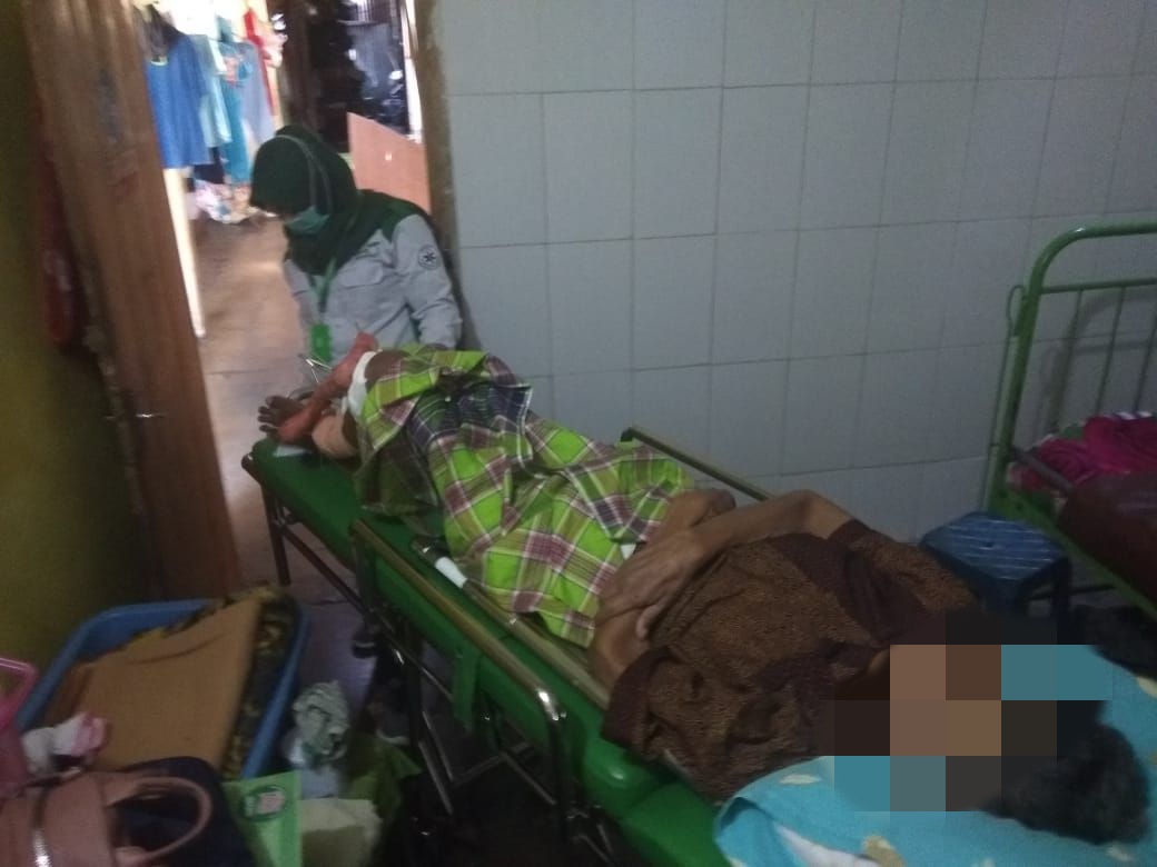 ambulancemalangstrudel tweet media