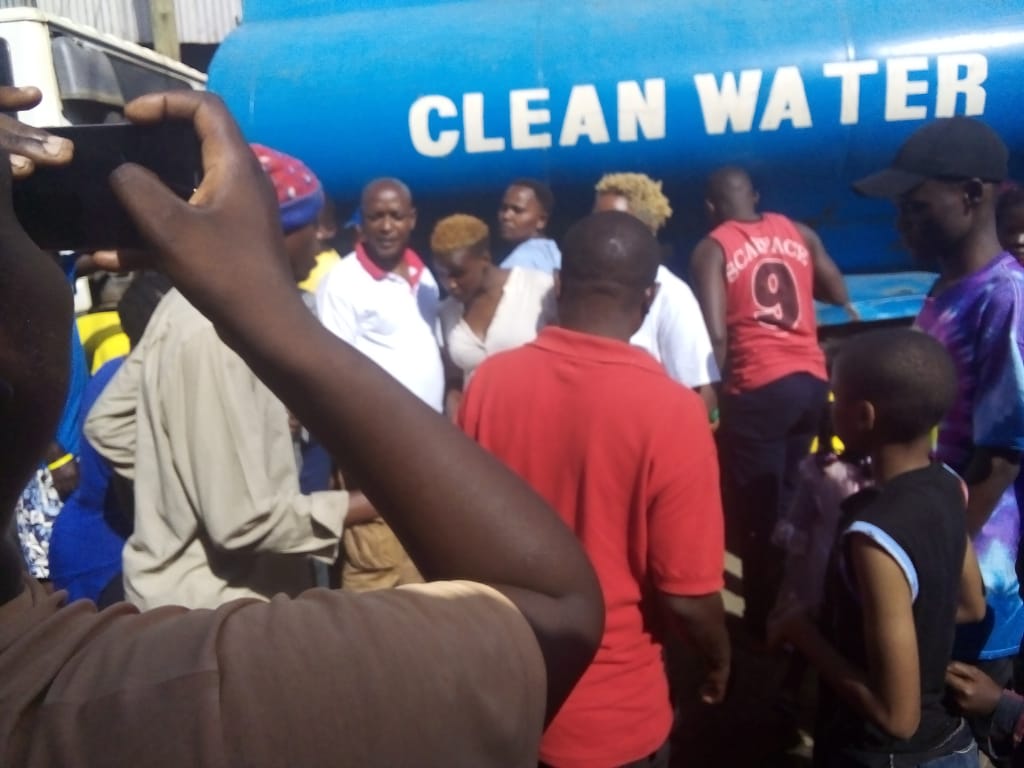 People can't feed or drink internet our taps are dry and we need to wash our hands regularly <a href="/happyolal/">Happy Olal</a> <a href="/OHCHRKENYA/">OHCHR KENYA COUNTRY OFFICE</a> <a href="/mukuruYI/">Mukuru Youth Initiative</a> <a href="/UhaiWetu/">Social Justice Centres Working Group</a> <a href="/gacheke2011/">Gacheke Gachihi</a> <a href="/FaithKasina/">Faith Kasina</a> <a href="/KasinaMaryanne/">Maryanne Kasina</a> #TruthBeTold #UkweliUsemwe