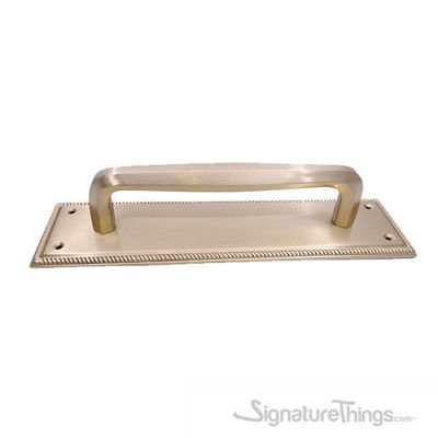 SignatureThings's tweet image. Solid Brass Roped Pull Plate With Hexagon Bar Door Handle Originally meant to eliminate wear on frequently used interior doors,  adds ambiance wherever it finds a home
🛒-signaturethings.com/roped-push-pla…
#SignatureStyleHome #BrassDoorHndles #PushPlates #DoorPullPlates #BrassHardware