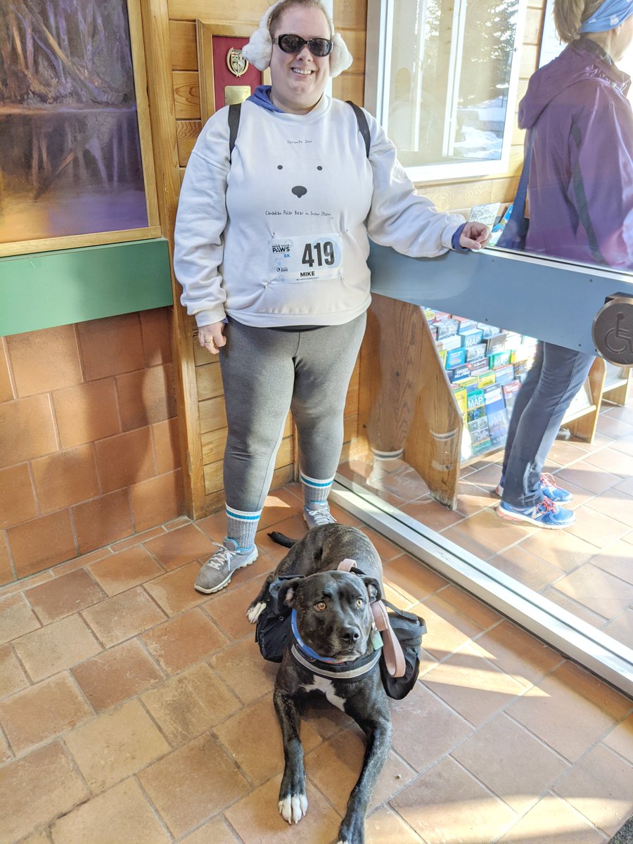 Holly Middleton (ServiceDogMomma) Twitter