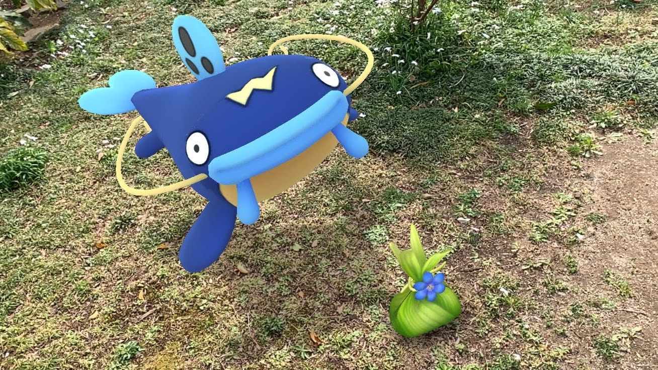 石塚尚之 お気に入りのポケモンの１つ ナマズンがギフトを持ってきてくれた ナマズン が相棒になってくれると 地図上をスイスイ動いてくれて気持ちよさそうです これまではナマズンのきれいな青がお気に入りだったのですが バトルでも活躍してくれて