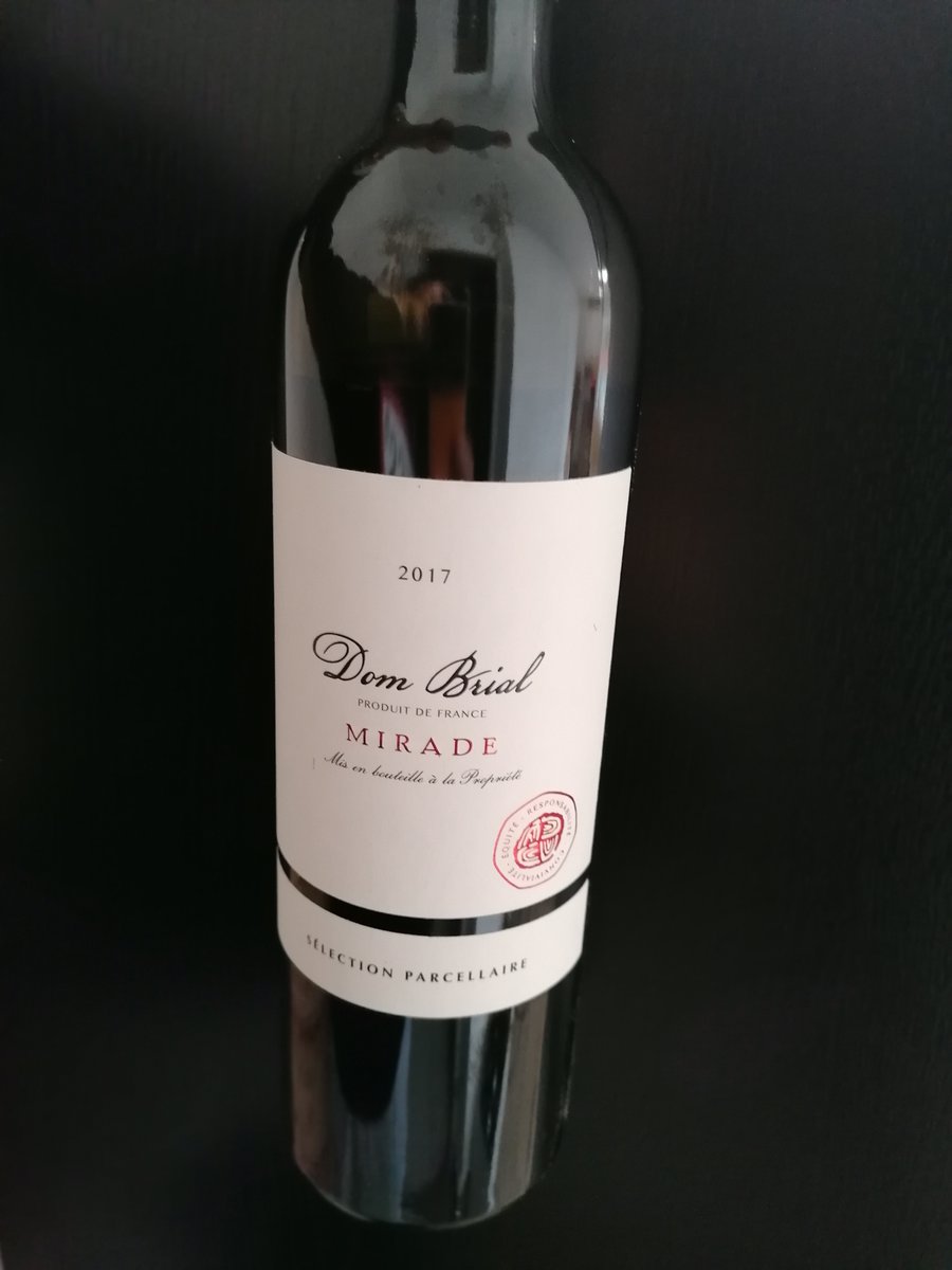 Some nice labels from last Mediterranean wines tasting part. 5
Dom Brial - Mirade 2017
#label #wine #vin #vino #tastedwine #vignobledombrial #mirade #France #languedoc #cotesduroussillon #redwine #mediterranée #mediterranean #andreaslarsson #bestsommelieroftheworld