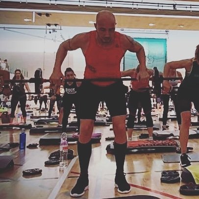 chrisnavarro81's tweet photo. Entrenamos hoy? On line en Instagram agrégame y cada día a las 17:00 horas fortalecemos Core. CHRISTOIBIZA https://t.co/0wEMSCZ5AL