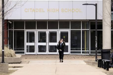 chronicleherald's tweet photo. Nova Scotia schools to allow Grade 12 students in to get supplies needed to complete year online https://t.co/5zMxGD9J8q https://t.co/aXkVvgb95F