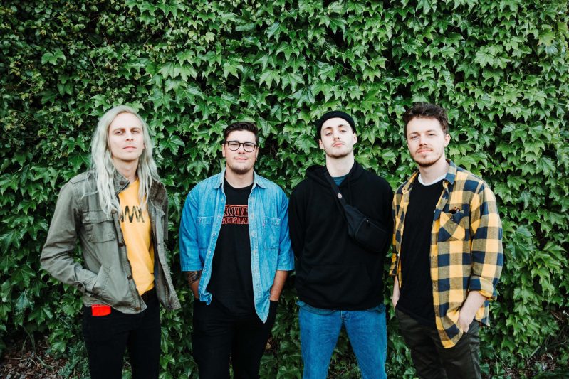 Distorted_Mag's tweet image. .@introvertpunx: Pessimists Attempting Optimism
Last month, Introvert released their brand new EP 'Mending Breaking'. We dived into the EP with drummer Stephen Hopkins, check out our feature and Q+A here!
@unfdcentral @GoodAsGoldGroup
distortedsoundmag.com/introvert-pess…