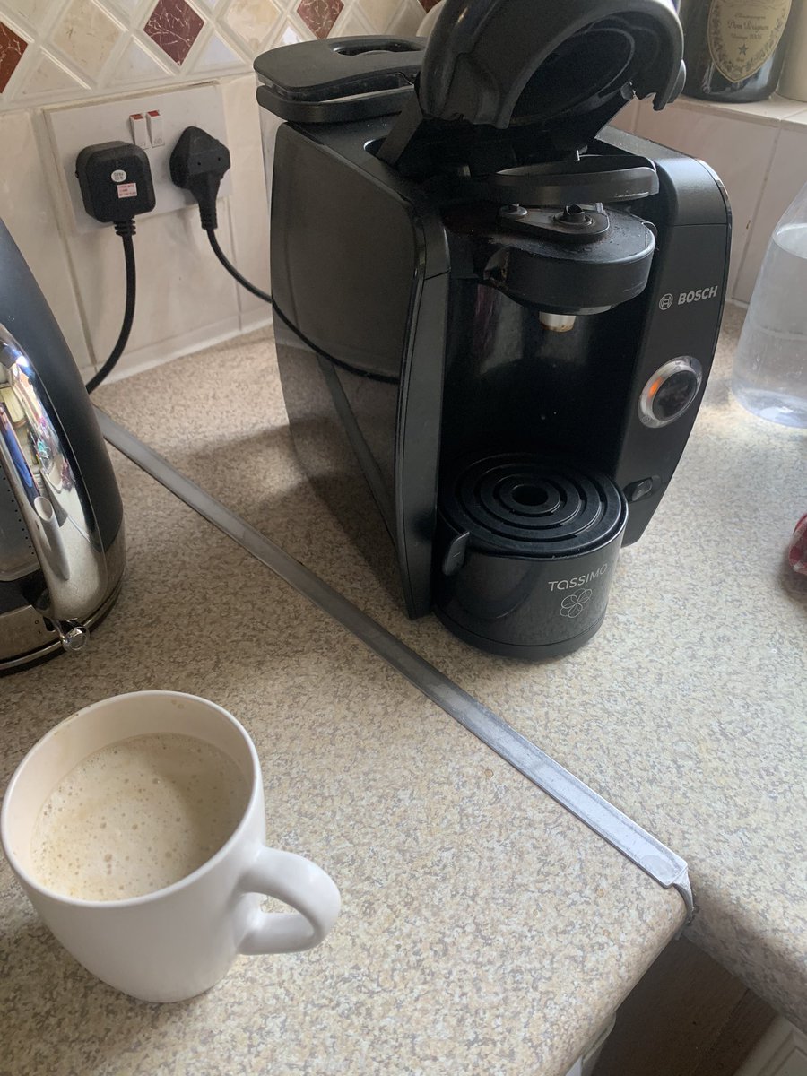 Andy_J_Mayar's tweet image. Don’t think my Mrs understands she’s only meant to bring her work home not the coffee machine aswell. 
#workfromhome
#someonesaveme
#makeorbreak