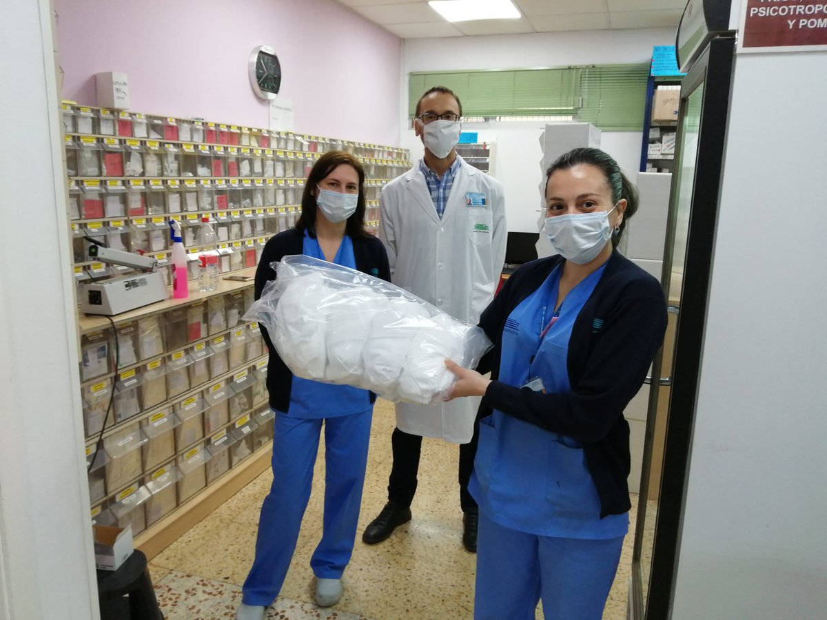 Hospital_Molina's tweet image. ❤️Agradecidos es poco🤗... #Millani &amp;amp; #QualitySofás nos han donado 1⃣0⃣0⃣ mascarillas. ¡¡No sabéis cuánto os lo agradecemos!!
Mil gracias por tanta generosidad!!
