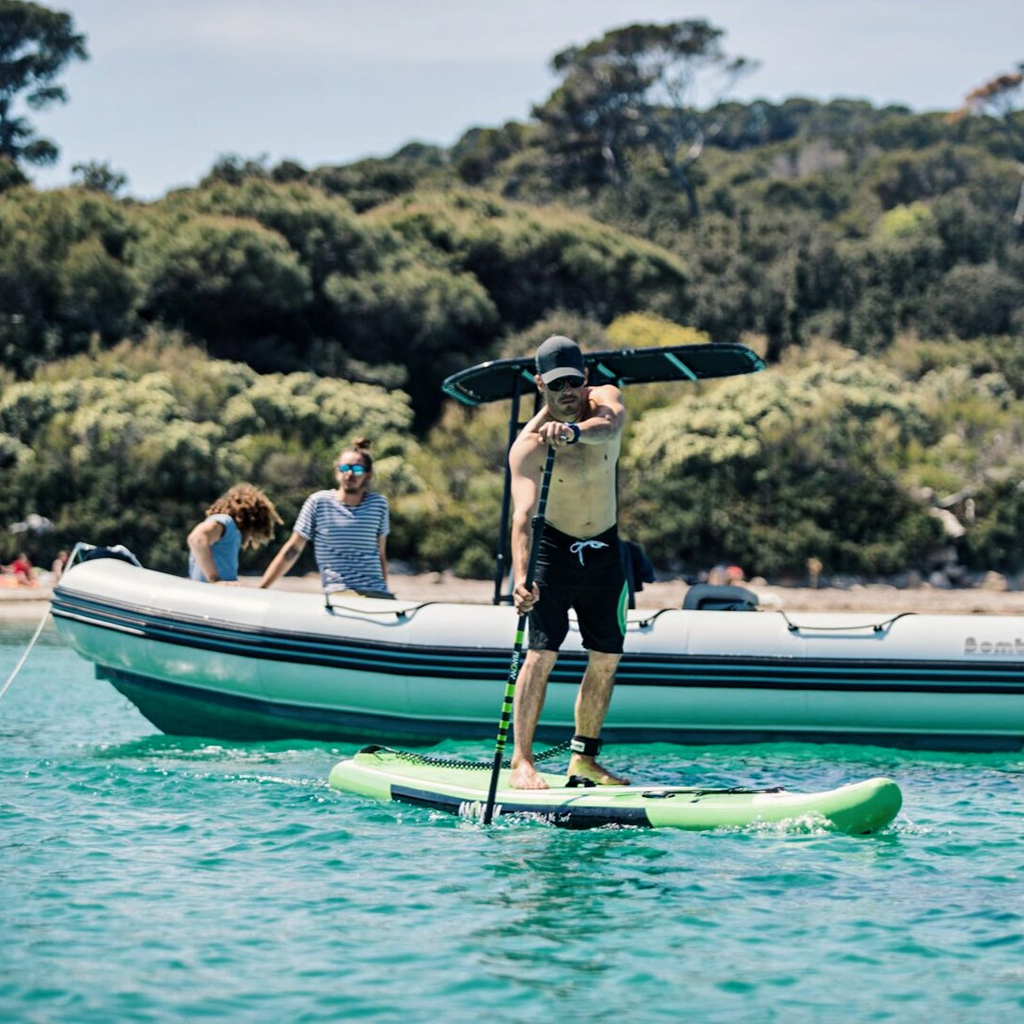 AnonymSup's tweet photo. Sortie en mer ! ☀️ •⁠
•⁠
•⁠
#anonymsup #wearewhatwesurf #suprace #zodiac #zodiacnautic #boat #speedboat #sup #isup #inflatable #gonflable #suplife #suplifestyle #paddle #paddling #standuppaddle #paddleboard #chill #goodvibes #southoffrance  #island #clearwater #france https://t.co/vn28ZIBZIT