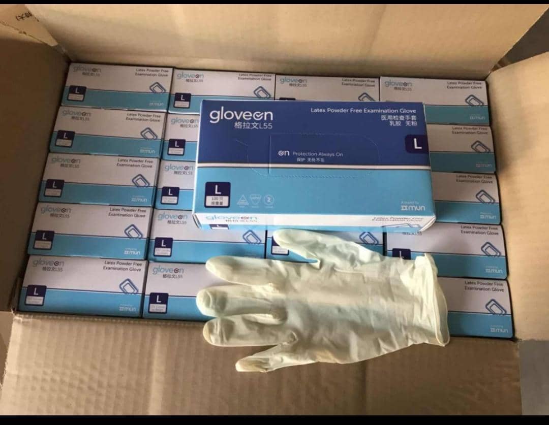 AFRICHINAPROJCT's tweet photo. #PREVENTCOVID-19 #FACEMASK #HANDGLOVE #WHO #NCDC @nassnigeria @aishambuhari @SPNigeria @Fmohnigeria https://t.co/EGPHm9oS6L