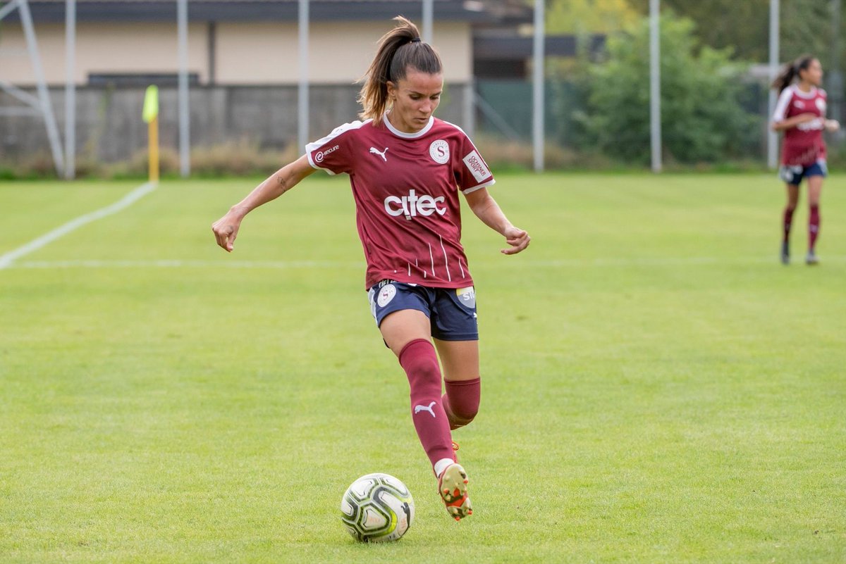 Uzivatel Servette Fccf Na Twitteru Joyeux Anniversaire A Amandine Soulard Notre Laterale Francaise Fete Ses 33 Ans Aujourd Hui Plusfortsensemble Uzivatel Servette Fccf Na Twitteru Joyeux Anniversaire A Amandine Soulard Notre Laterale Francaise Fete Ses 33 Ans Aujourd Hui Plusfortsensemble