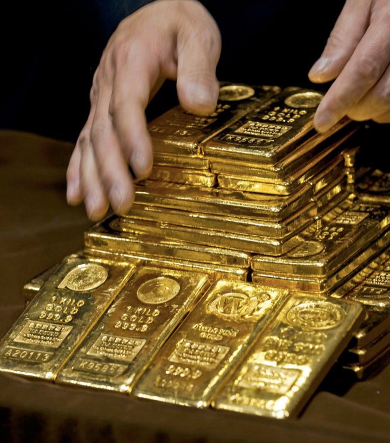 BREAKING 🚨🚨

#Gold is up $80 this morning. This confirms we are in a financial crisis like we have never seen before.

My target of $1850 by January is out the window. All time highs in USD terms could be coming by Friday.