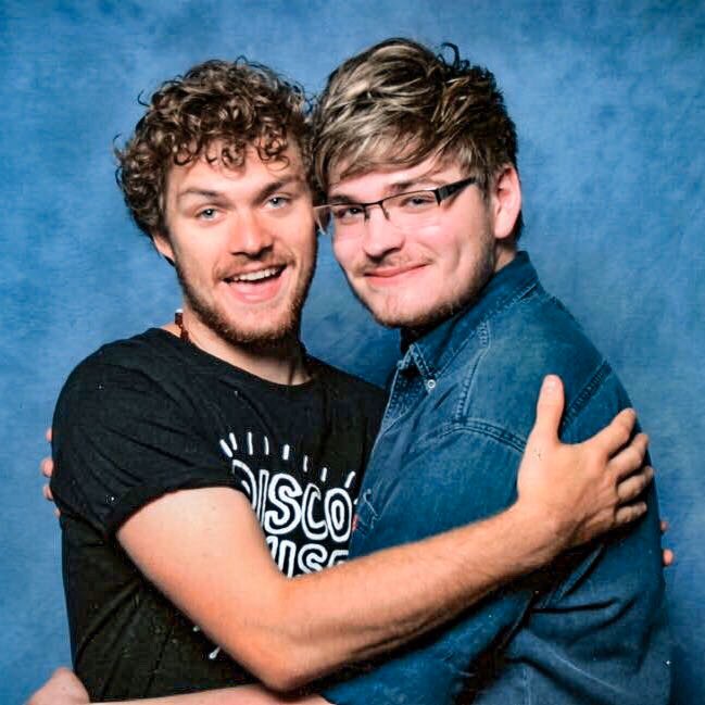 Aaroonio's tweet photo. Happy Birthday Finn Jones 😍🥰 https://t.co/smuWUygHXh