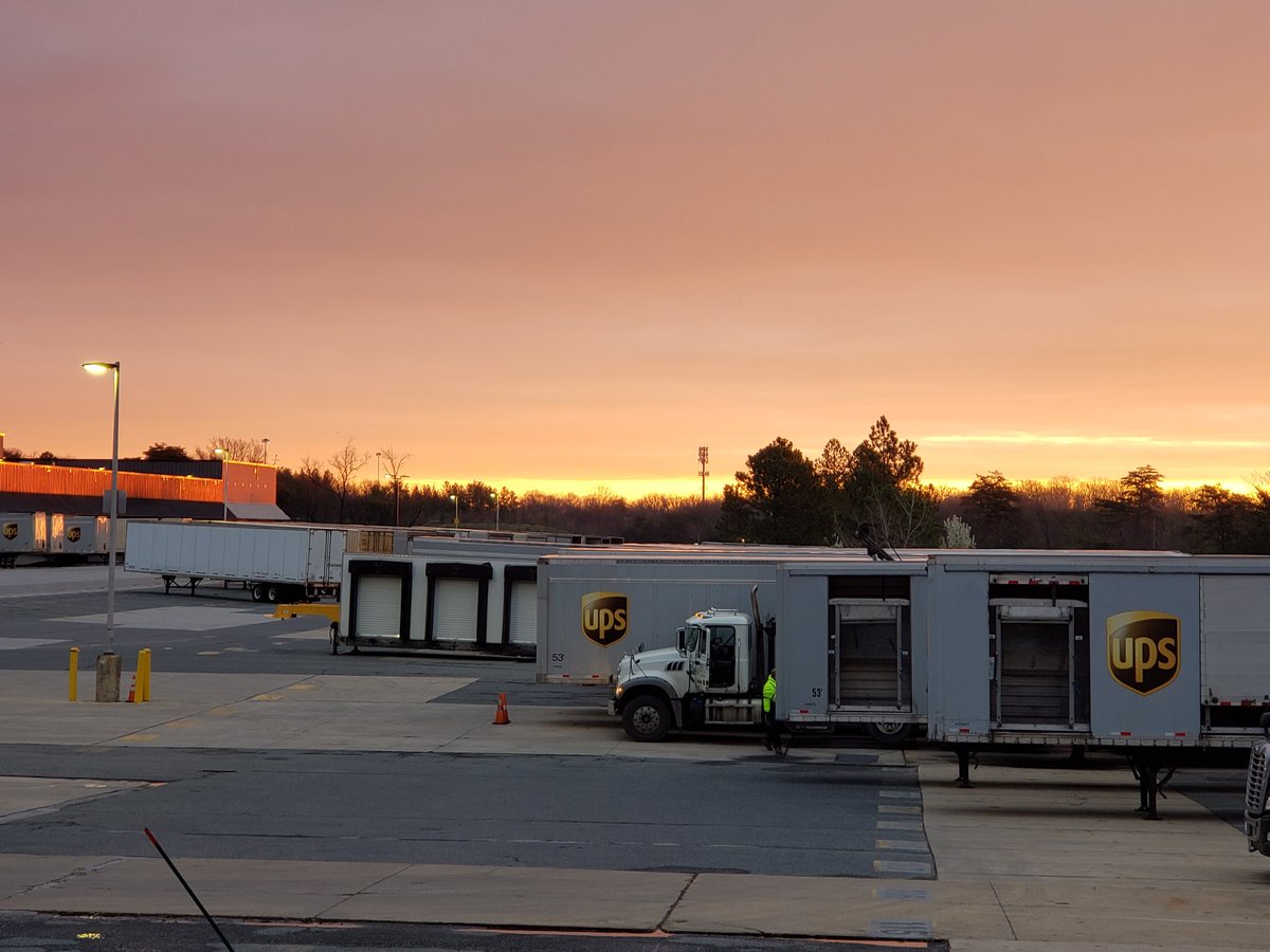 gcornsUPS's tweet photo. We're out here. And we'll get through this together. #UPS @ChesapeakUPSers @UPS https://t.co/bMyTdcIeUA