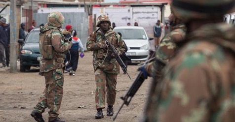 _ArriveAlive's tweet image. SANDF and SAPS to enforce coronavirus lockdown rules  ow.ly/pY6H30qsfoT 

#ArriveAlive #Coronavirus #LockdownRules #SANDF #SAPS