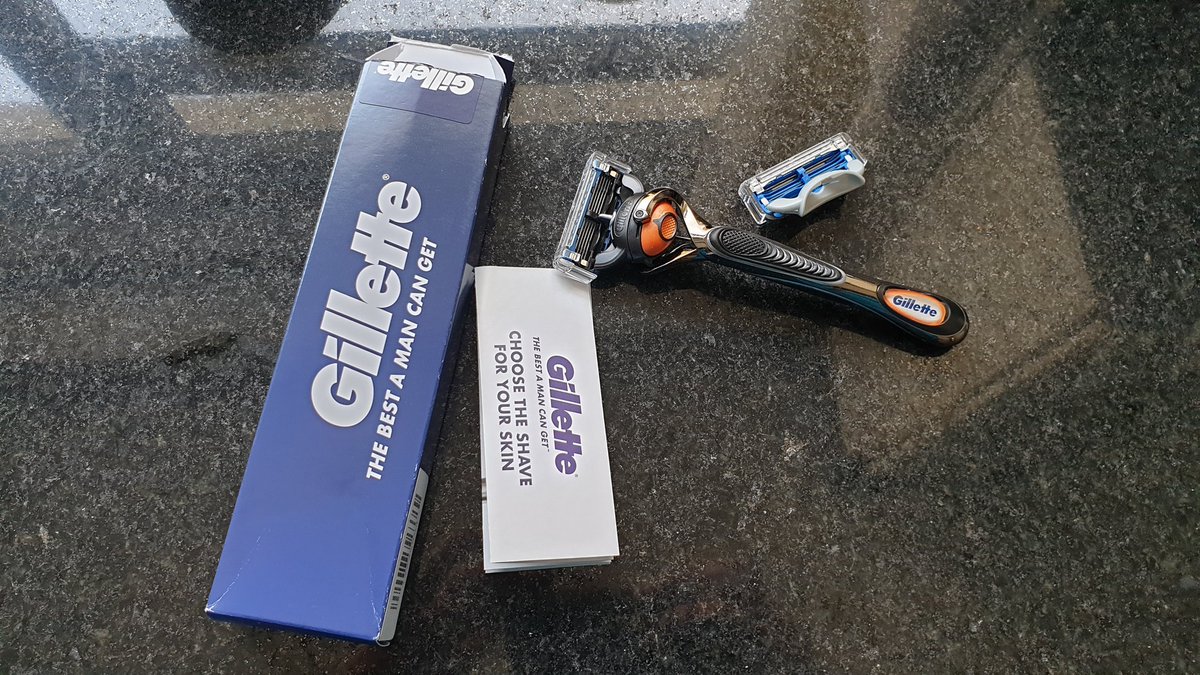 Chris Sherrington 🚑⛑ (@nwamb_chriss) on Twitter photo Thank you #gillette for the very kind free razor to help keep us front line staff clean, tidy and protected against #COVIDー19 #StayAtHomeSaveLives #UKlockdown #team999 #Ambulance Thank you #gillette for the very kind free razor to help keep us front line staff clean, tidy and protected against #COVIDー19 #StayAtHomeSaveLives #UKlockdown #team999 #Ambulance