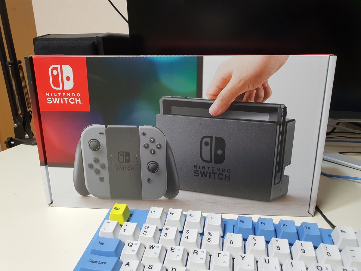 😉다음 이벤트는 동물의 숲 에디션 약속!

🎁닌텐도 스위치

📣2020년 4월 4일 오후 2시 1명 추첨

⁉️컴퓨리 팔로우하고 이벤트 리트윗하면 참여완료!

🌟컴퓨리랑 상담 할 수 있는 카카오톡
: open.kakao.com/o/sWVdWlZb

💕컴퓨리에서 조립컴퓨터 사는 방법
: blog.naver.com/compuryblog/22…