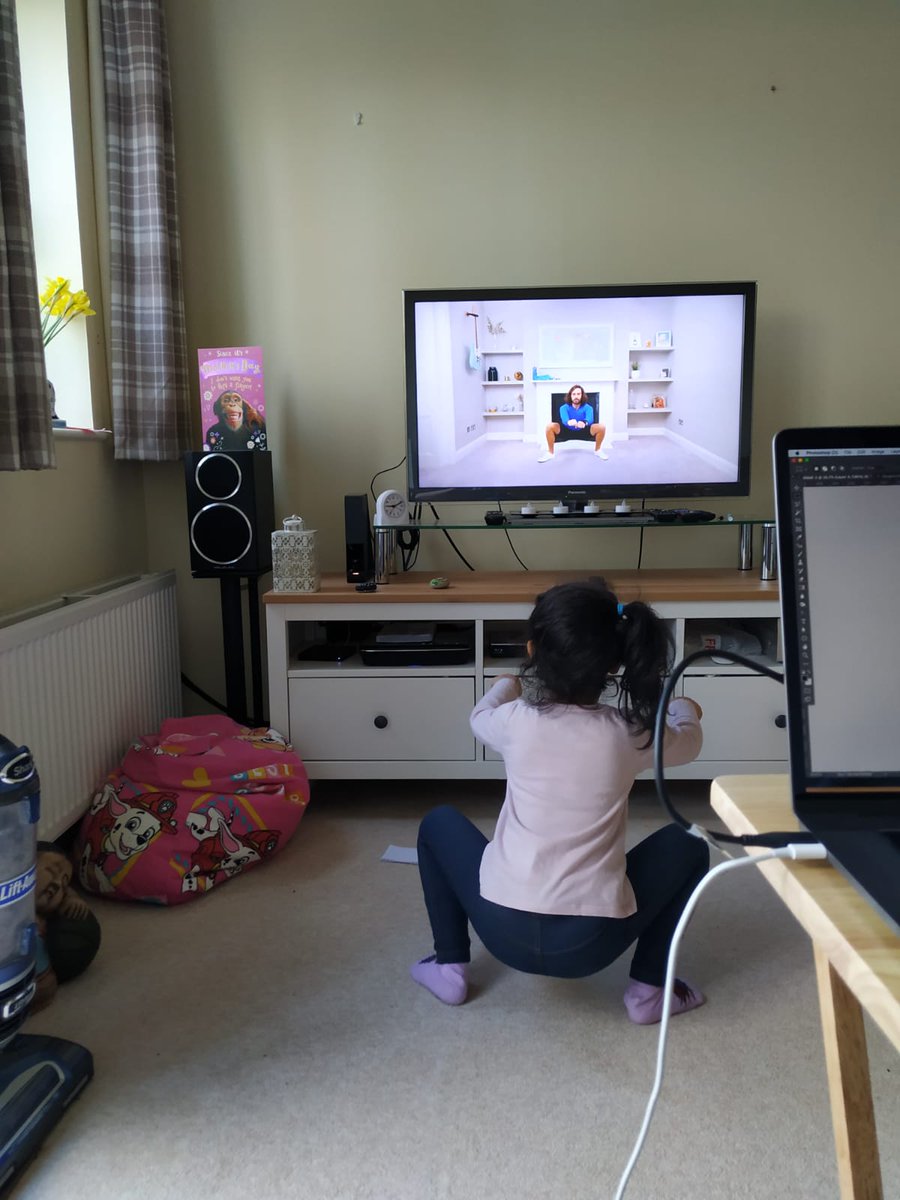 FifiPurvis's tweet photo. Little one doing the squats with @thebodycoach awesome start of the week! #PEwithJoe https://t.co/dLcUhckaIQ