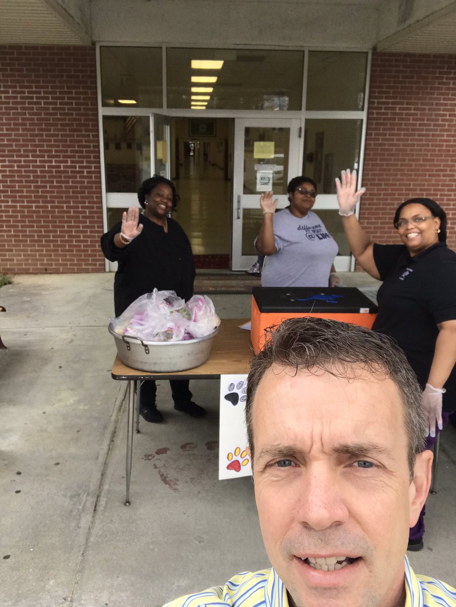 Dr. Rob Jackson tweet media