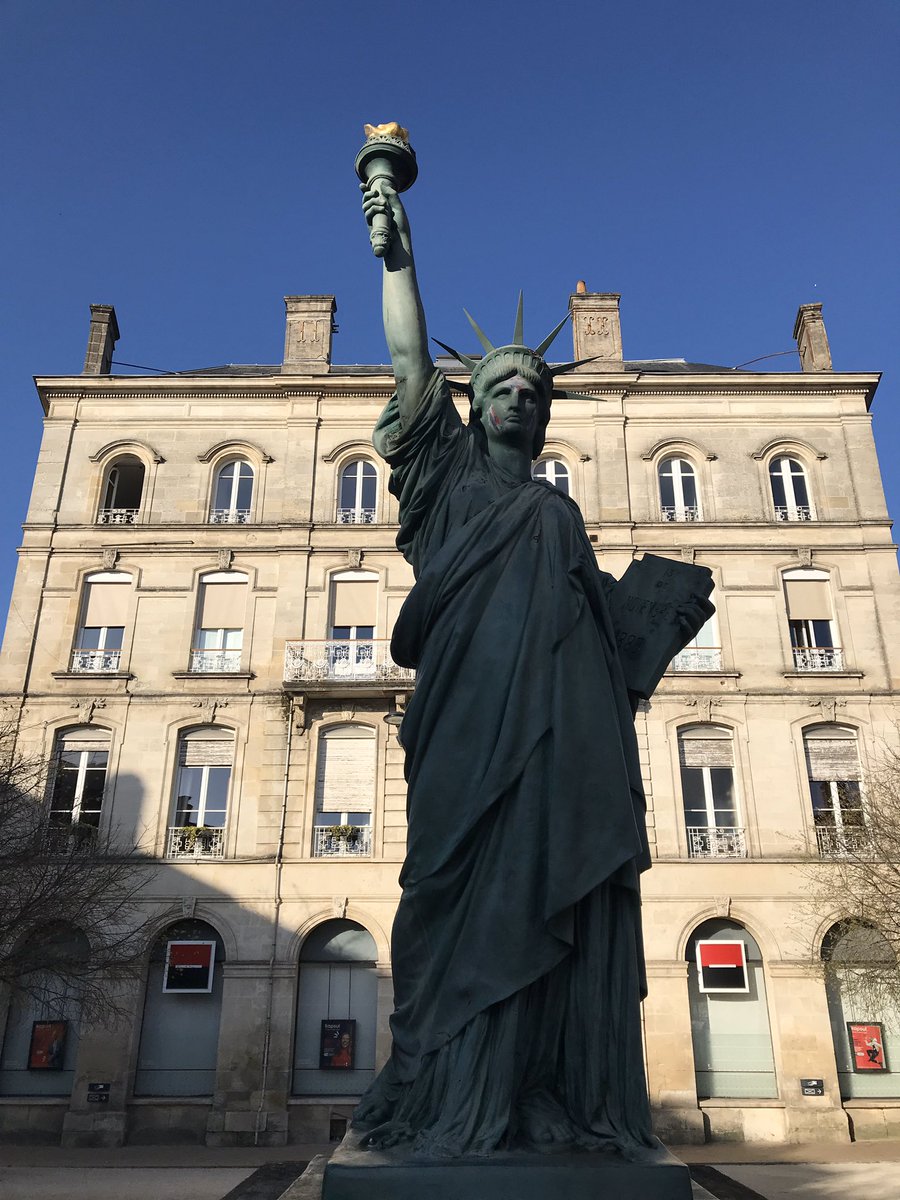 The Statue of Liberty  to  #StayAtHome or within 1 km radius I’m amazed at how, in just a few days, that became the new normal.Radical mesures can be taken when there is an life threatening emergency Why can’t we take some against  #ClimateCrisis, a civilization threat?