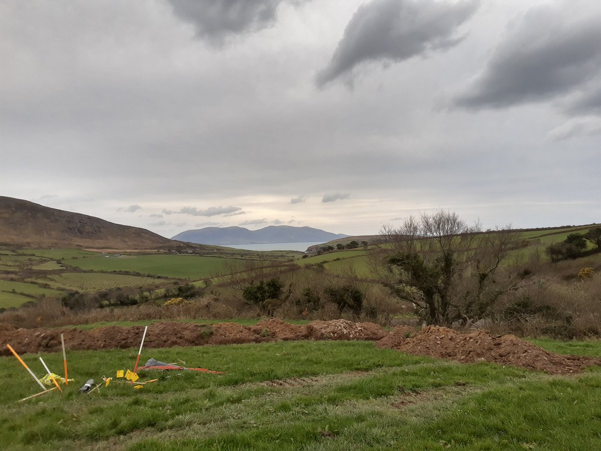 _adventuross_'s tweet photo. Super grateful to still be working at the moment amidst all the chaos in the world!  #TheGreatOutdoors

#SocialDistanacing
#Grateful #Blessed #Archaeology #WildAtlanticWay #Fieldwork #Archaeologist 
@wildatlanticway @UHIArchaeology @irarchaeology @ArchaeologyDN @LoveArchaeology https://t.co/KJINrl7qLS