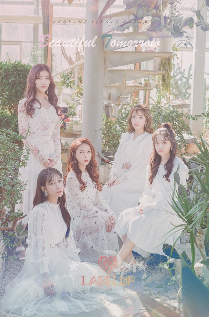 KpopGirlzBands1's tweet image. #LabelUp hará su debut con su 1st single "Beautiful Tomorrow" el día 25 de marzo.