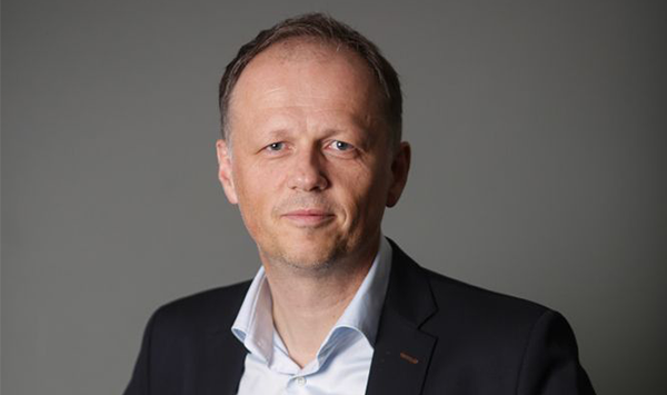 Questback Germany (@questback_de) on Twitter photo Unsere Gedanken sind bei allen Betroffenen und bei denjenigen, die rund um die Uhr arbeiten, um anderen zu helfen.
Wie #Questback auf den Ausbruch von COVID-19 reagiert, erfahren Sie in der Nachricht unseres CEOs <a href="/mollerop/">Frank Møllerop</a>:
ow.ly/TBzC50yTkda Unsere Gedanken sind bei allen Betroffenen und bei denjenigen, die rund um die Uhr arbeiten, um anderen zu helfen.
Wie #Questback auf den Ausbruch von COVID-19 reagiert, erfahren Sie in der Nachricht unseres CEOs <a href="/mollerop/">Frank Møllerop</a>:
ow.ly/TBzC50yTkda